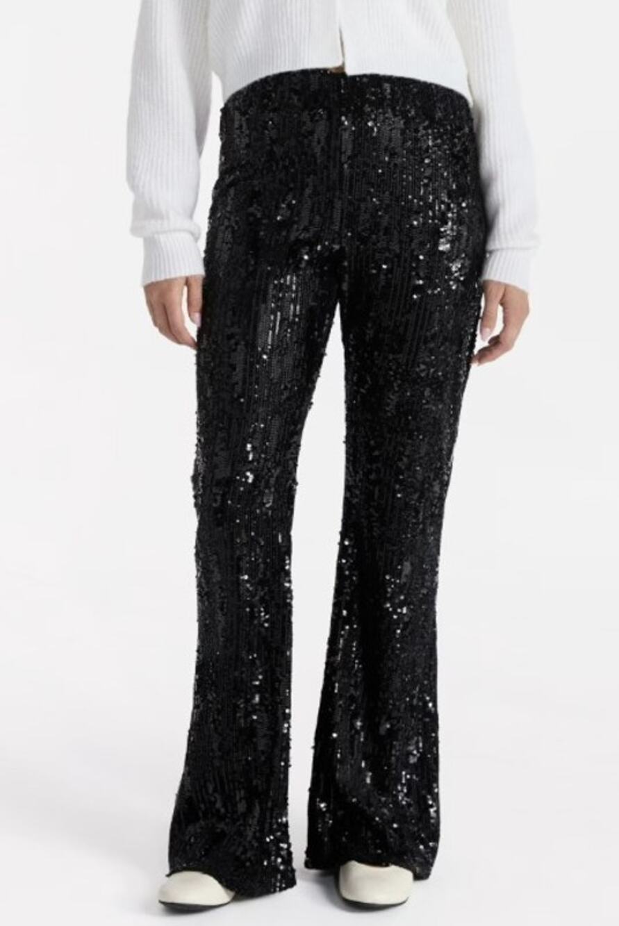 No Boundaries Small 4-6 Sequin Flare Pants Black